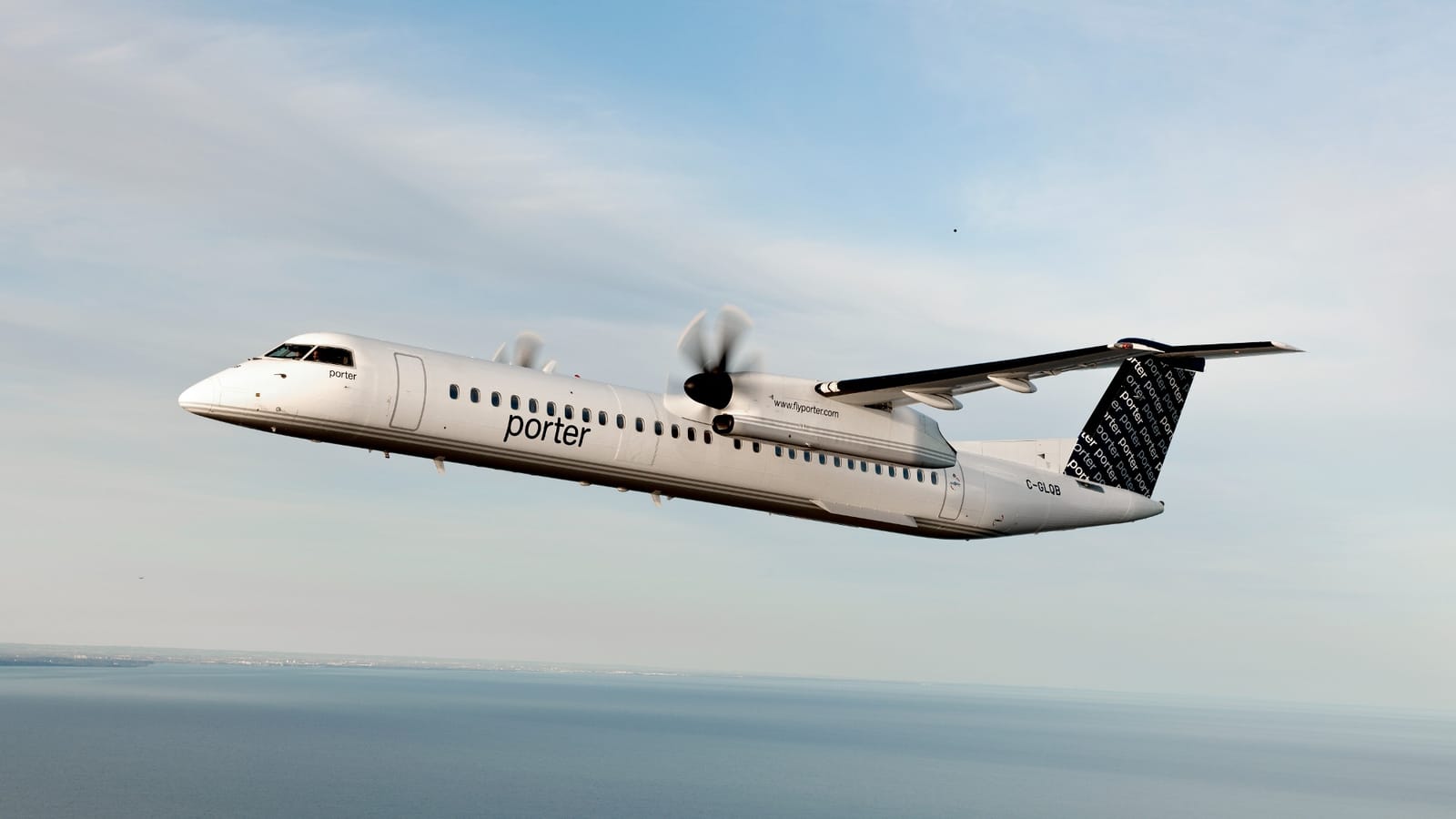 Porter Airlines to challenge Air Canada on two new transborder US routes Post feature image