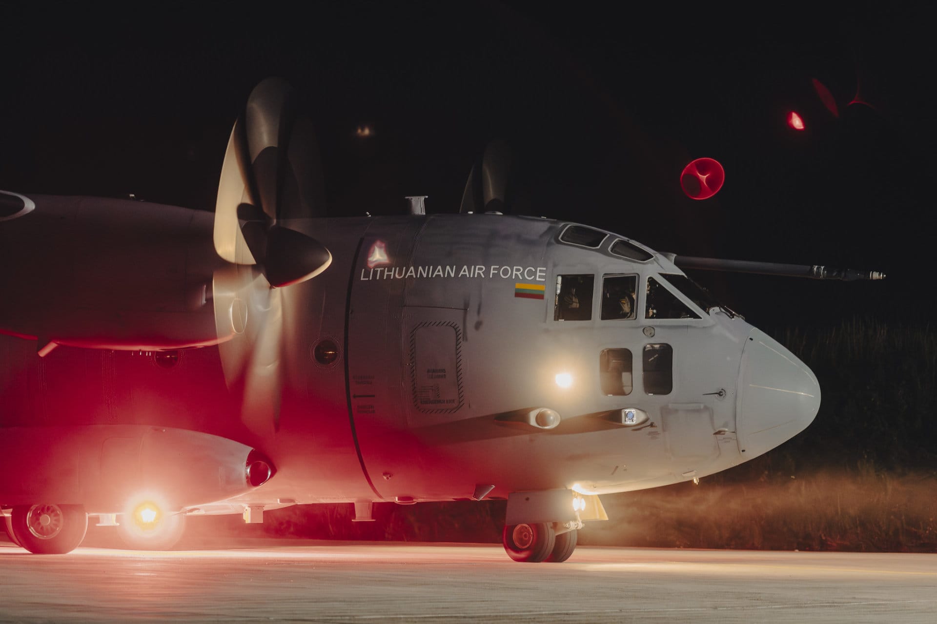 Drone Disrupts Lithuanian President’s Landing At Vilnius Airport Post image