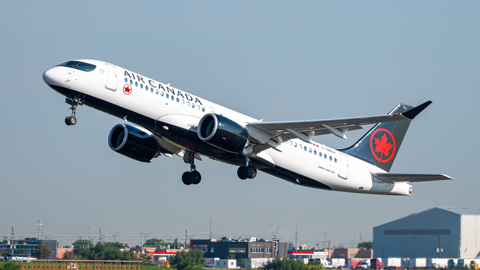 Air Canada receives slot waiver at LGA due to Airbus A220 GTF engine maintenance delays in S25 Post image