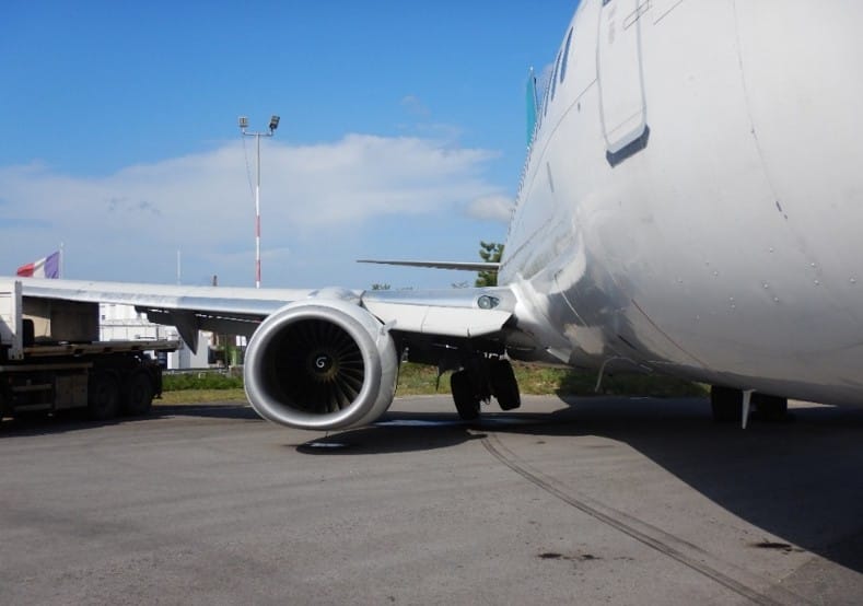 Collapsed-gear WestJet Boeing 737-800 returns to Canada Post image