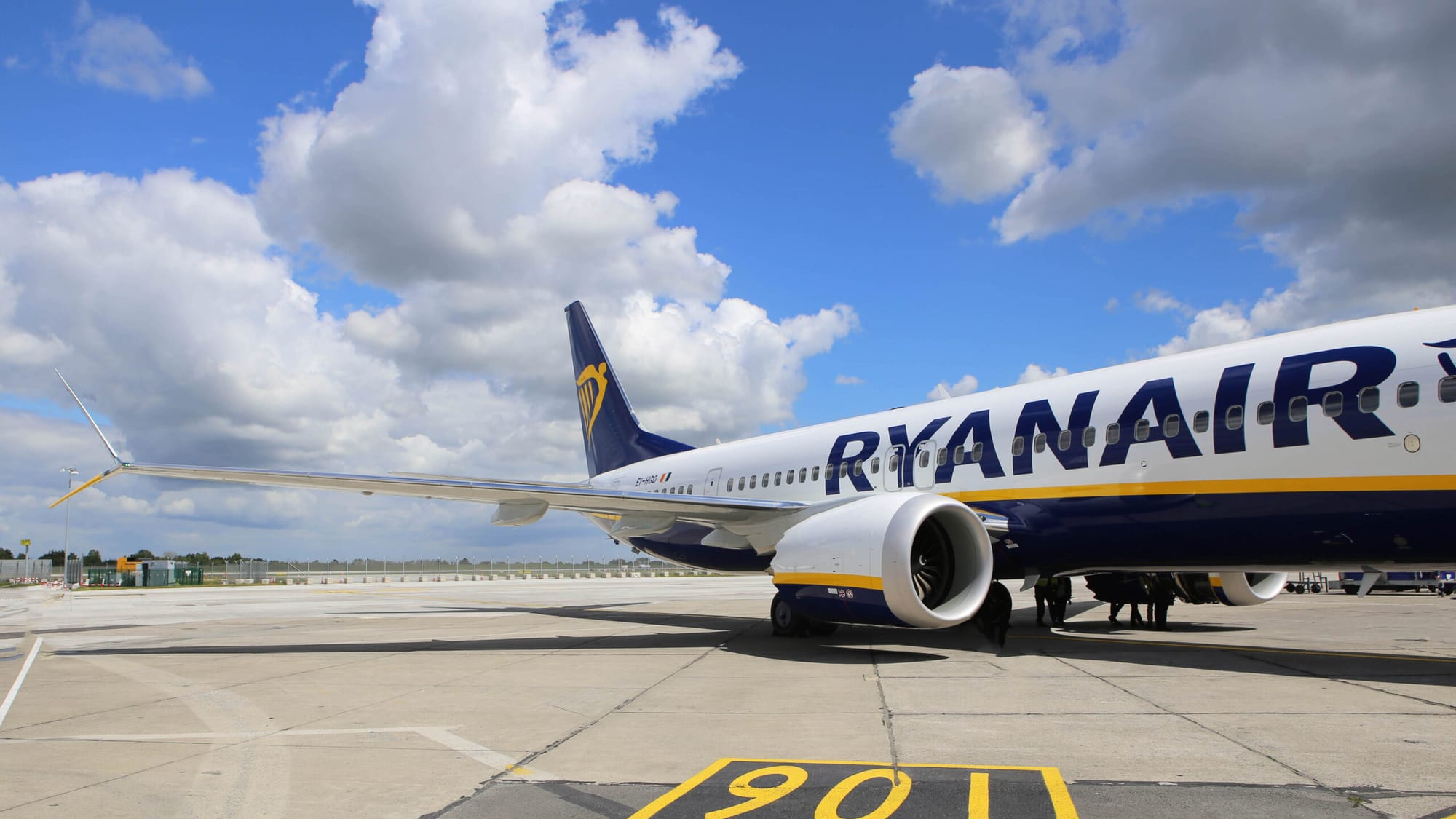 Ryanair to welcome final Boeing 737 MAX 8-200, awaits 737 MAX 10s Post image