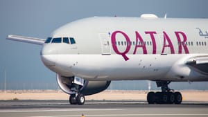 Qatar Airways acquires London Heathrow slot from Air France Post feature image