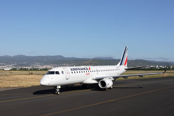 Air France Introduces New Embraer E190 Cabins Into Service