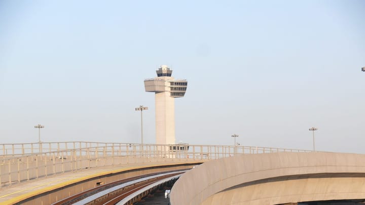 US air traffic controllers ring alarm bells over morale, pay, & state of NATCA