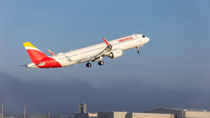 EASA, FAA address portable breathing equipment failures, including during an Iberia A321XLR bird strike